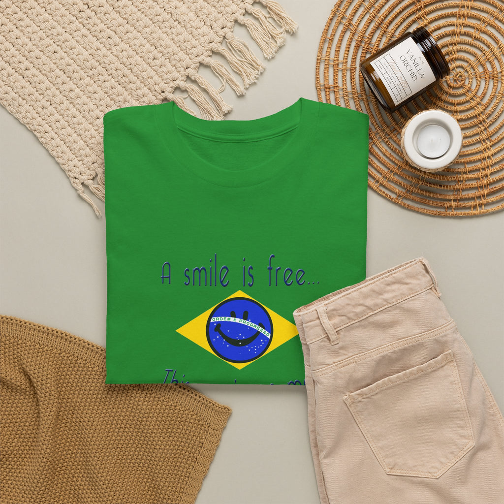 A Smile is Free Tee - Smile Brazil